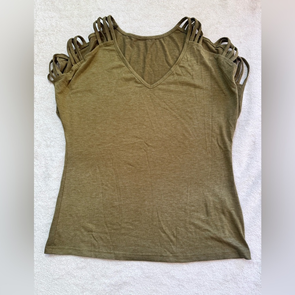 Women's Short Sleeve V Neck Tee, Ladder Cut Out Top Blouses